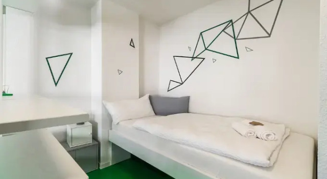 Stylisches Hostel Zimmer für 2 3B, Забронировать Хостел Хостелы Мангейма, рядом с Ратуша Мангейма, Хостел