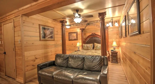 Студия Deluxe Yellowstone Gateway Inn