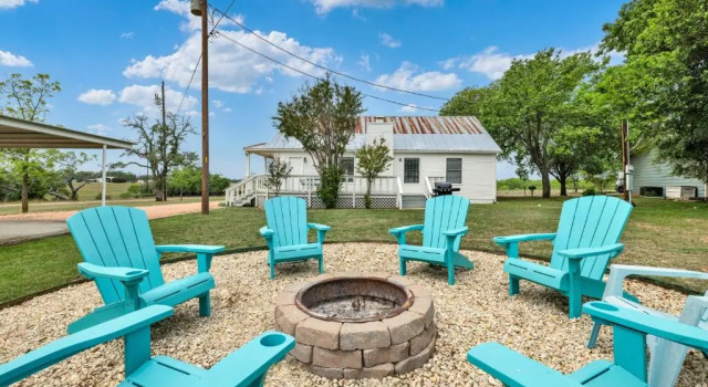 Коттедж Gorgeous Home on Wine Trail w/ Fire Pit!