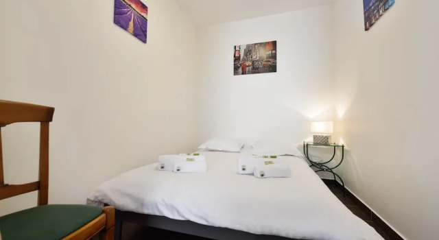 Les Halles Terrasse Apartment 1