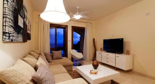 2 bedroom Villa Iremos with private pool and sea views, Aphrodite Hills Resort, Book Ferieresort Hoteller i Kouklia med pool, nær Ranti Forest Beach, Swimmingpool