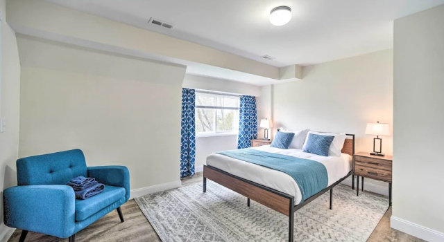 Коттедж с 5 комнатами Modern-chic Athens Home - Fish, Ski & Swim!