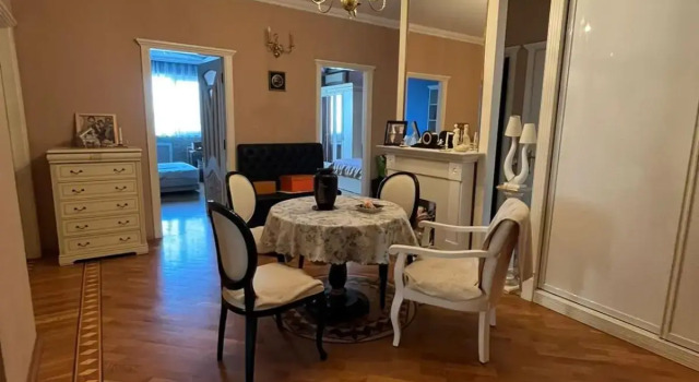 TATIANA'S Apartament 3 bedrooms, Забронировать Апартаменты/квартира Баку Азербайджан, рядом с Мечеть Тезепир