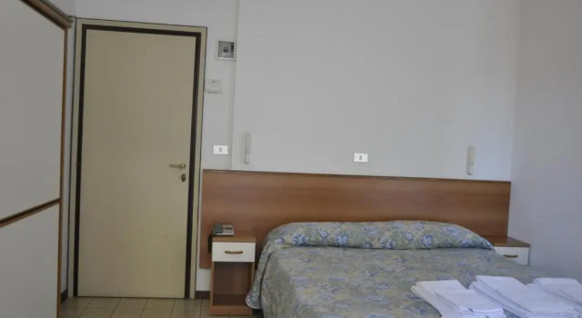 Четырёхместный номер Standard Albergo Larenzia