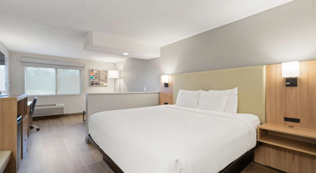 Двухместный номер Standard Best Western Lake Oswego Hotel & Suites