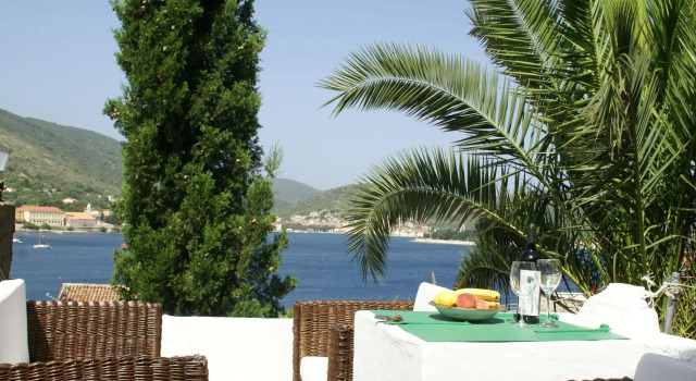 Rustic Apartment in Vis with sea view, Prenota Appartamento Vis 