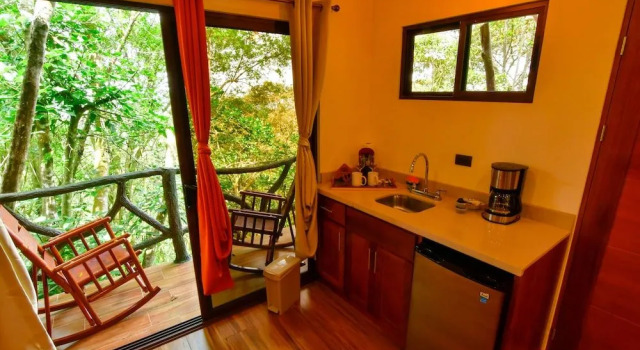 Koora Monteverde a Cloud Forest Hotel by Sandglass, Забронировать Отель Санта-Элена Монтеверде, рядом с Парк бабочек Монтеверде