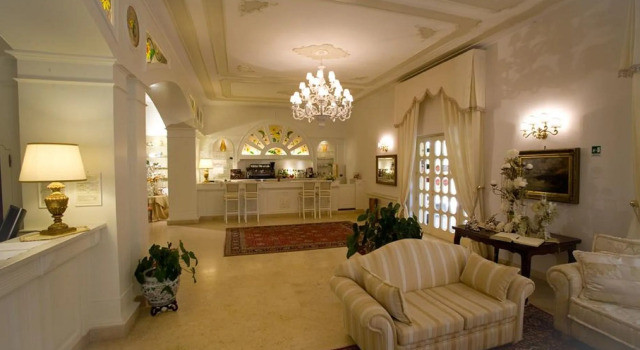 Sangiorgio Resort Hotel & Spa with restaurant, Book Resort Hotels in Collepasso with Breakfast, Breakfasts