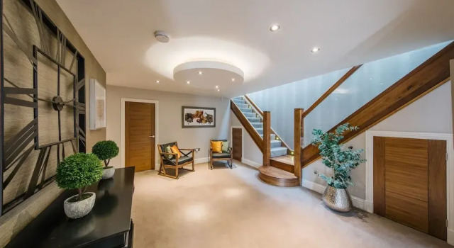 Carus House @ Carus Green, Varaa Hotelli 4 tähden hotellit kohteessa Merseyside, 4*