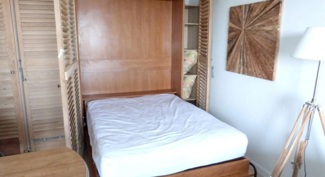 Apartment With one Bedroom in Saint-raphaël, With Wonderful sea View,, Забронировать Апартаменты/квартира Сен-Рафаэль Mimosa Road