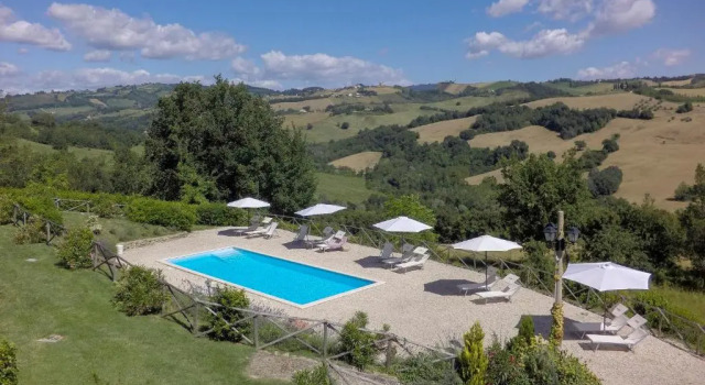 Апартаменты с видом на бассейн Agriturismo Tre Querce