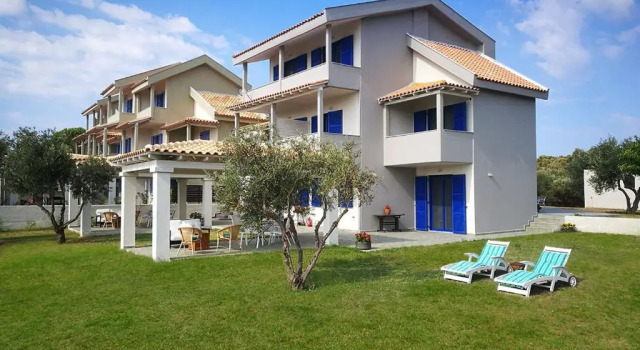 Коттедж Olive Bay Hilltop Apartments Ammouliani