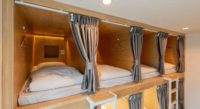 Кровать в общем номере Ratchada Hotel - ROTFAI