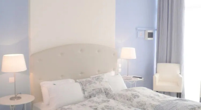 Апартаменты с 2 комнатами с видом на море Seafront Studios and Apartments