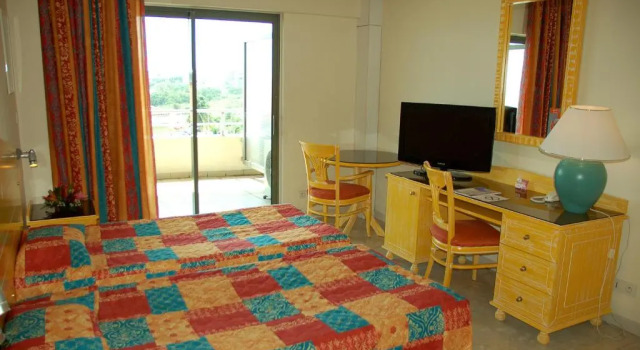 Номер Standard Hotel La Galleria