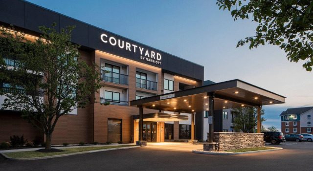 Courtyard by Marriott Cincinnati Airport South/Florence, Забронировать Отель Отели Флоренс 3 звезды, рядом с Turfway Crossing, 3*