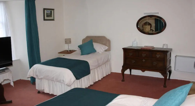 Half Moon Inn
