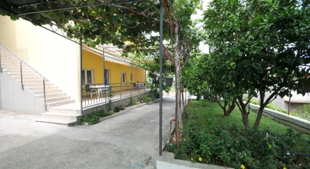 Apartments Marinko