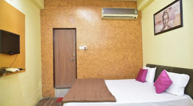 Hotel Drishti Inn