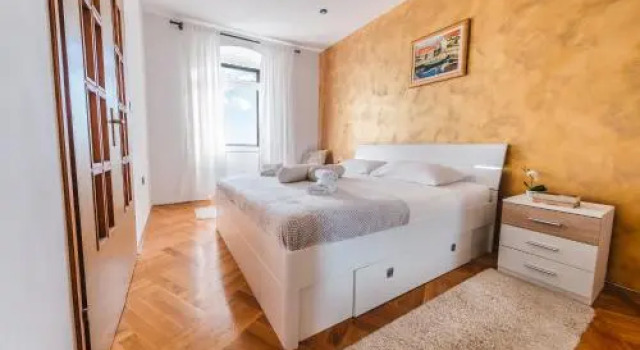 Apartment Sea View Obala Trumbića, Prenota Appartamento Splitska 