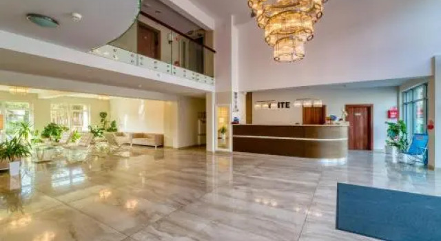 Hotel White, Book Resort Krynica Morska 