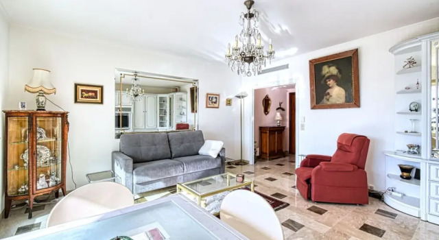2-bdr Apartment Near Plages du Midi, Забронировать Апартаменты/квартира Канны Приморские Альпы