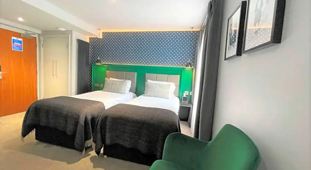 Номер Standard The Churchill Hotel