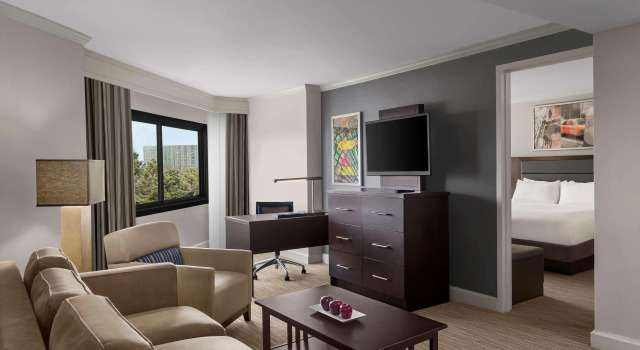 DoubleTree by Hilton Fort Lee/George Washington Bridge, Rezerwuj Hotel Fort Lee Bergen County