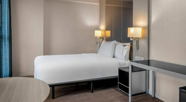 Двухместный номер Standard AC Hotel Sants by Marriott