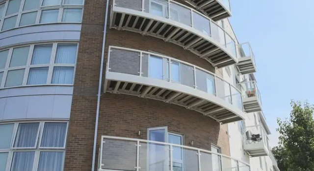 Guildford - Station View, Забронировать Отель Отели Суррей с парковкой, Парковка