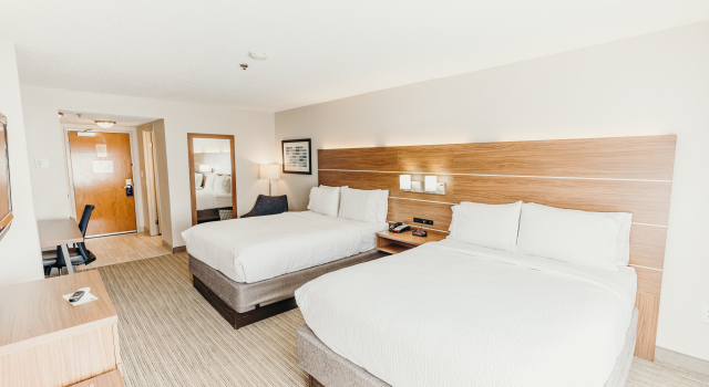 Holiday Inn Express Atlanta - Northeast I-85 - Clairmont Road, Book Hotel Hoteller i Clarkston med pool, Swimmingpool