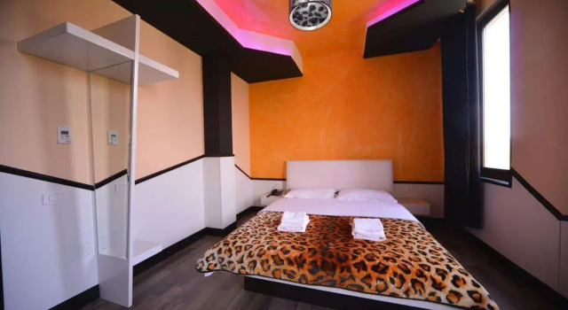 Lotus Hotel