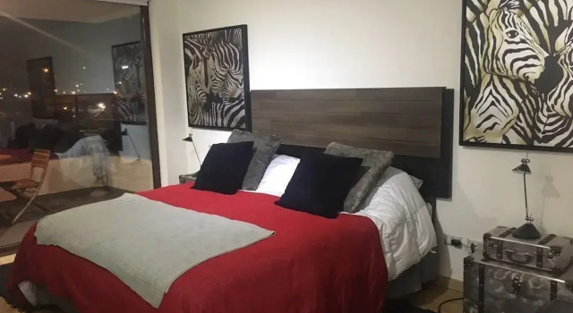 Апартаменты Standard Departamento blanco en Las Condes