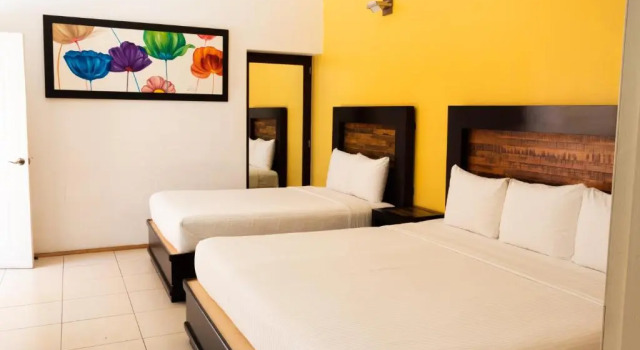 Четырёхместный номер Standard Happy Express Hotel