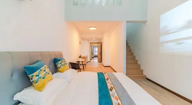Люкс Deluxe Hi·Hai Homestay (Weihai Port Passenger Terminal Huafa Xintiandi Branch)