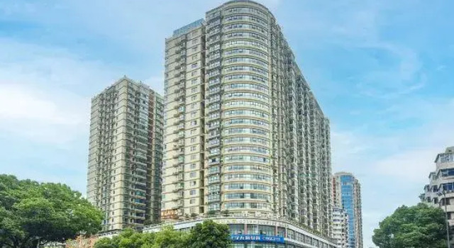 Home Inn Ease Hotel (Shiyan Wuyan Pedestrian Street North Renmin Road Branch), Prenota Hotel Hotel a Hubei con parcheggio, Parcheggio