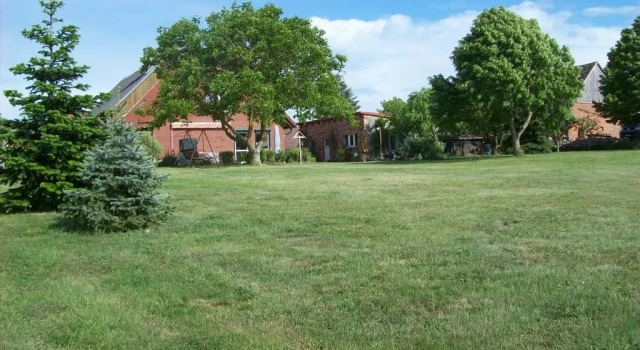 Коттедж с 2 комнатами Ferienhaus Paries