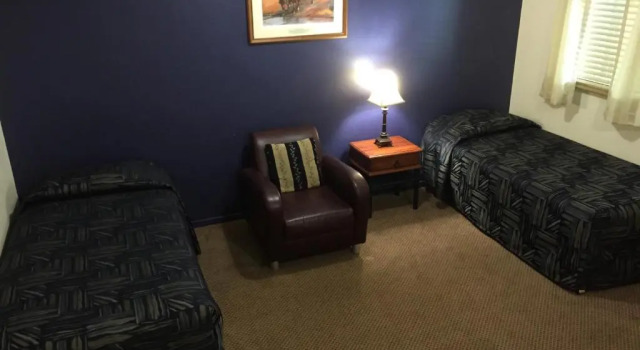 Четырёхместный номер Standard Criterion Hotel-Motel Rockhampton
