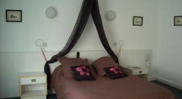 La Cour Des Lys, Rezervasyon Otel Meximieux Ain