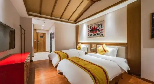 Люкс Deluxe Songpan 56 Rooms Hotel