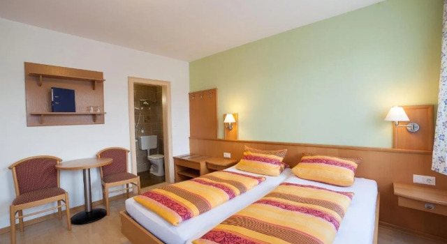Pension Christophorus, Rezerwuj Hotel Hotele w Karyntia z parkingiem, Parking