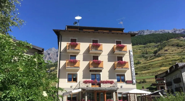 Hotel Zebrù