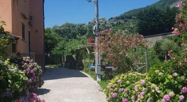 Casa Nonna Anna, Забронировать Отель Отели Майори с парковкой, Парковка