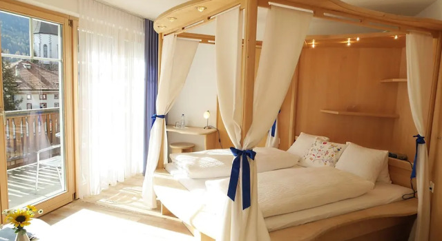 Habitación doble Estándar con balcón Hotel Restaurant GABRIEL