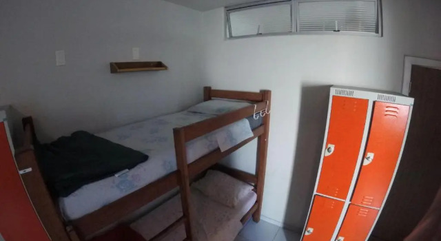 Кровать в общем номере (женский номер) Floripa Hostel CENTRO