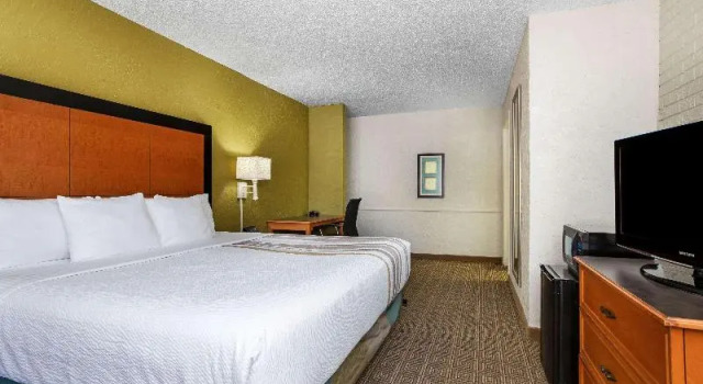 Номер La Quinta Inn Tampa Airport Stadium Westshore