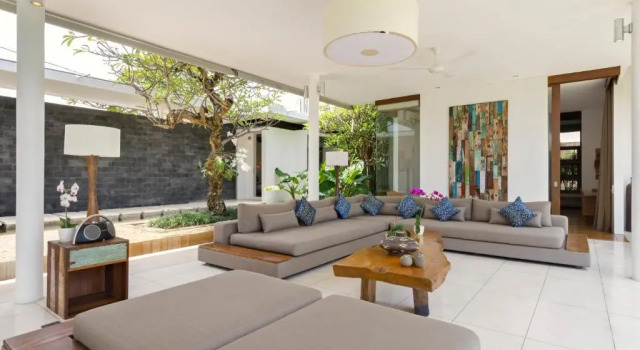 Villa Kavya, Rezervovat Vila Hotely v Bali se snídaní, Snídaně