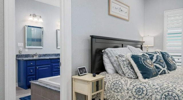 Just One More Day 4 Bedroom Home by RedAwning, Rezerwuj Dom wakacyjny Hotele w Bolivar Peninsula z parkingiem, Parking