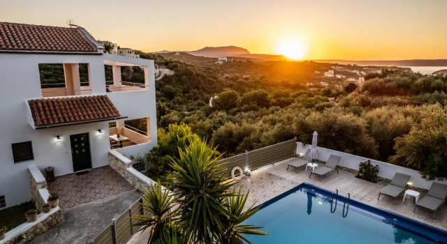 Villas Almyrida, Rezerwuj Hotel Hotele 4-gwiazdkowe w Almirida, 4*