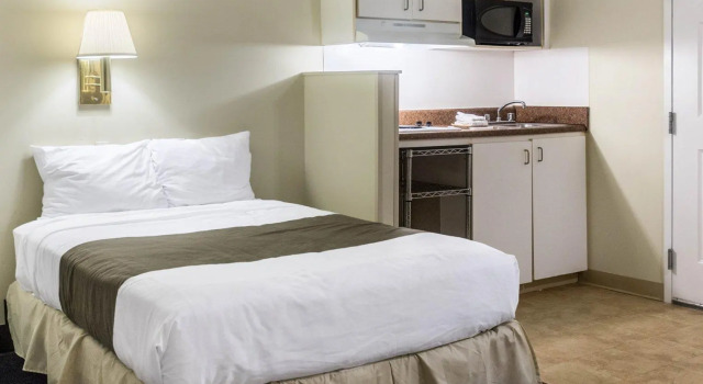 Studio 6 Extended Stay - Hampton, VA - Langley AFB Area, Забронировать Отель Хамптон Виргиния